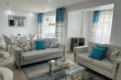 Modern Comfort 3bdr Apartment in Los Olivos-Perfect Blend of Luxury and Peace