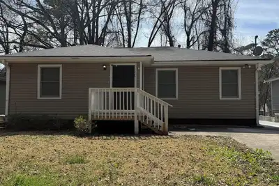 Image de Charming 2-bedroom house with WiFi, Ac in beautiful Atlanta. Close to everything!