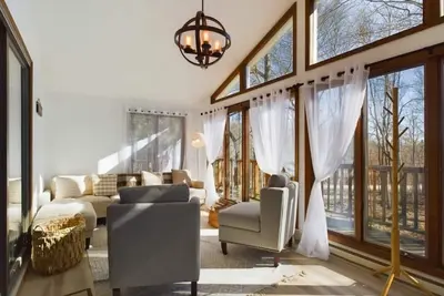 Image de Lakeview - Rustic - Master Suite