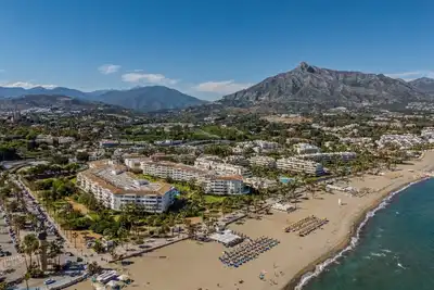 Front Line Playa Rocio P. Banus