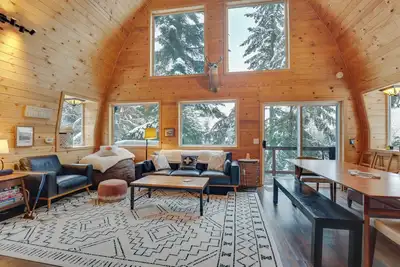 Image de Hot Tub & Sauna: Mountain Living at Hyak Cabin!