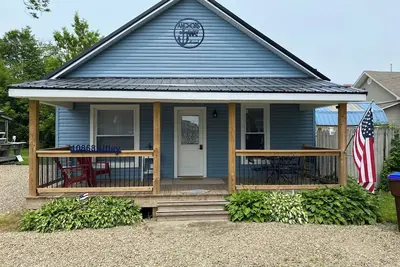 Image de Walking distance to beach area of Conneaut lake- 4 bedroom-Pet Friendly