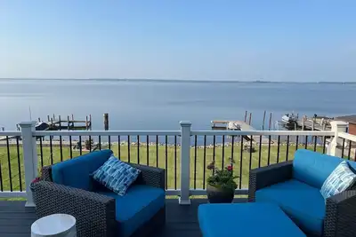 Image de 4-bedroom Lake house on Lake Butte des Morts for Eaa.