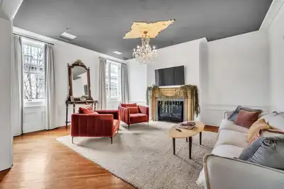 Image de Historic Luxury Loft Main St Downtown Greenville