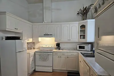 Image de Pond lovers apartment in Cornelius