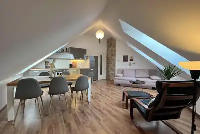 Image de High Up Retreat