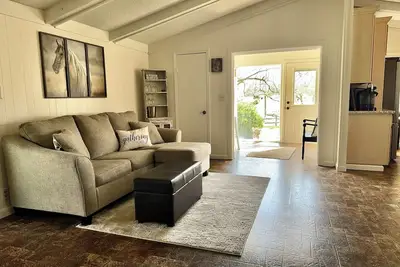 Image de Ranch Style Mountain Getaway