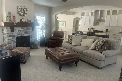 Image de Charming newer 3-bedroom house in Greenville; 2. 5 mi from Appleton airport