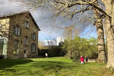 Image de Maison de vacances 'Maison De Campagne Vers Versailles' avec terrasse privée, jardin privé et Wi-Fi