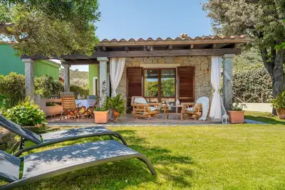 Image de Villa 'Sweet Simius' avec vue sur les montagnes, Wi-Fi et climatisation