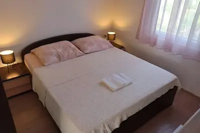 Image de Appartement de deux chambres avec la terrasse Vir (A-24066-a)