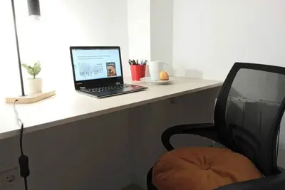 Image de Exterior con parking junto a Avda. de América