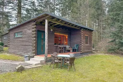 Image de Belle maison en bois Ă la campagne