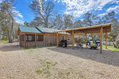 Image de Near Steinhatchee River: Studio w/ Screened Porch!