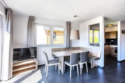 Image de Classic detached house (Tp 05) - Classic detached house