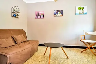 Image de Homerez - Maison familiale Ă Meynes avec jardin privatif