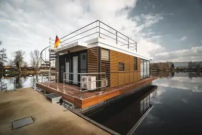 Image de Schönes Hausboot à Höxter