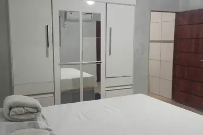 Image de Seasonal bedroom and kitchen