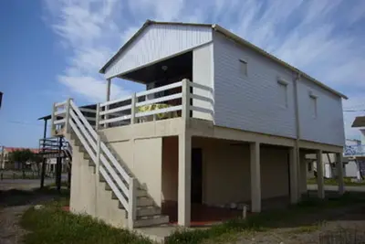 Image de Chalet à Gruissan, 3 chambres, près de la plage