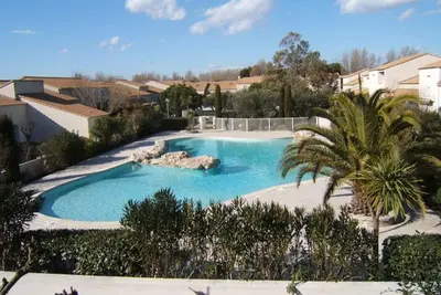 Image de Pavillon 6 pers + Terrasse + à 450m de la mer