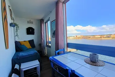 Image de Coquet T2 familial avec loggia et parking, vue lac