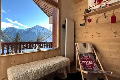 Image de L’Éterlou - Au pied des pistes, vue montagne