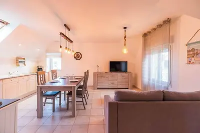 Image de Bel appartement, au cœur de Perros, près de la mer