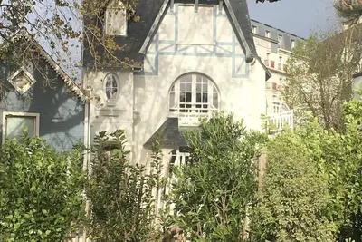 Image de 25m de la Plage Benoit en plein cœur Quartier Grands Hotels confortable 3p 65 m2