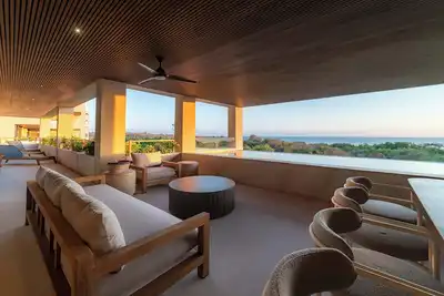 Image de Luxury Condo with Views + Golf Cart & Breakfast