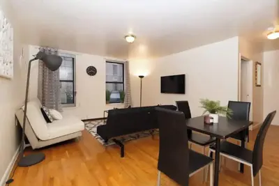 Image de Charming 2-bedroom Central Park North apartment in vibrant New York