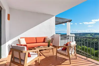 Image de Panoramic flat in Casares Ref M56