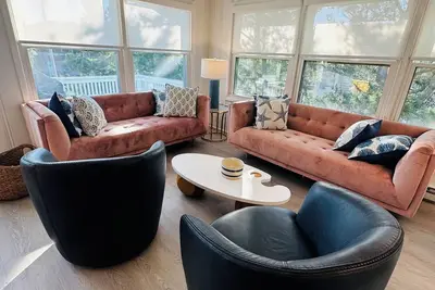Image de Newly Renovated Beach Block 3-bedroom 2nd Floor Duplex