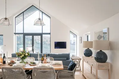 Image de Nautica - an apartment that sleeps 6 guests in 3 bedrooms