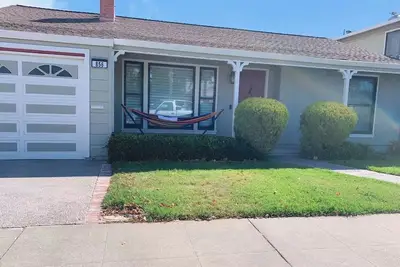 Image de Charming 2-bedroom near Sfo& Bart, Parking, Washer& Dryer