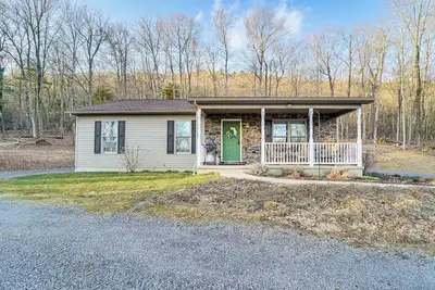 Image de Hike, Fish & Unwind: Home w/ Fire Pit in Woodward!