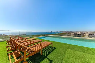 Image de 1stFloor Sea Views -Best Sunrises & Rooftop Access