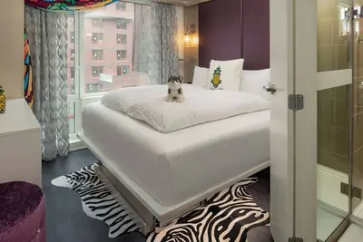 Image de Cosmo Connectors at Staypineapple, An Artful Hotel, Midtown! Pets Allowed
