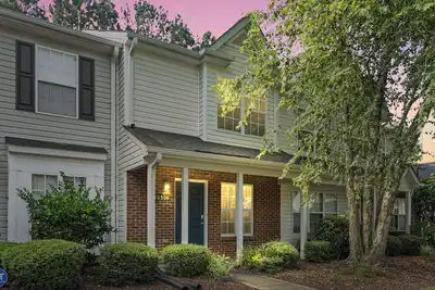 Image de Modern 2br Getaway - Whitewater Center + Roku TVs