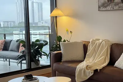 Image de Elite Stay- at The Dean’s Place\nW/ City & Sunset View Free private parking, Pool