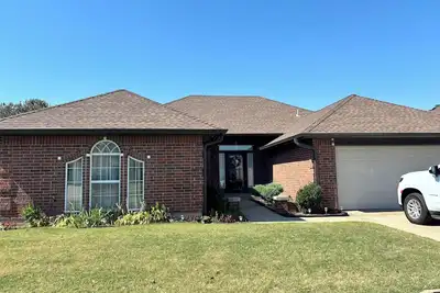 Image de Nice, Spacious  3 Bed 2bath  house on Megan Dr Oklahoma City