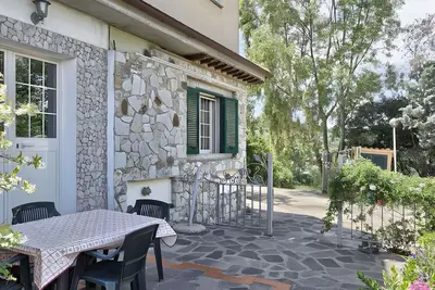 Image de Appartement \"Tramonto\" avec terrasse privée, Wi-Fi et climatisation