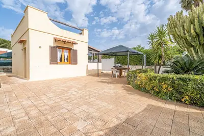 Image de Appartement 'La Gialla' avec terrasse privée, Wi-Fi et climatisation