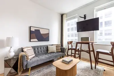 Image de Blueground | Midtown S, gym, roof, nr Times Sq