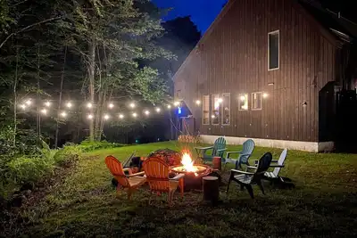 Image de Four Season Escape | Near Lakes, Trails, Killington