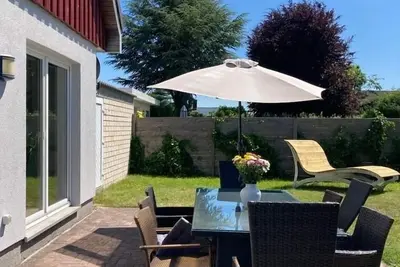 Image de Vacation home for 10 guests with 95m² in Lensterstrand (54824)