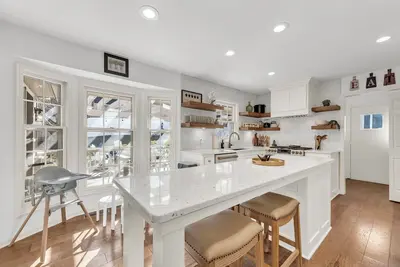 Image de Luxury 5bdr w/ King Beds, Outdoor Fireplace, Game Room and Pet Friendly Perks