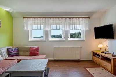Image de Appartement \"Gartenblick\" avec vue sur les montagnes, terrasse privée et Wi-Fi
