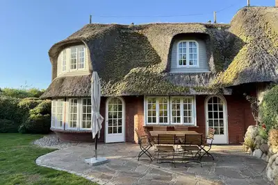 Image de Exclusive 5 star thatched roof house for 5 pers.