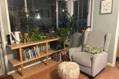 Image de Unique Willow Glen Hideaway, Walk to Shops & Restaurants, Family & Pet-Friendly
