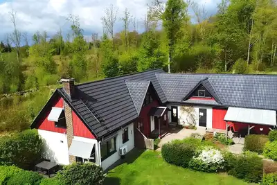 Image de Villa Lisbeth - Large vacation home with sauna in southern Sweden for up to 12 people